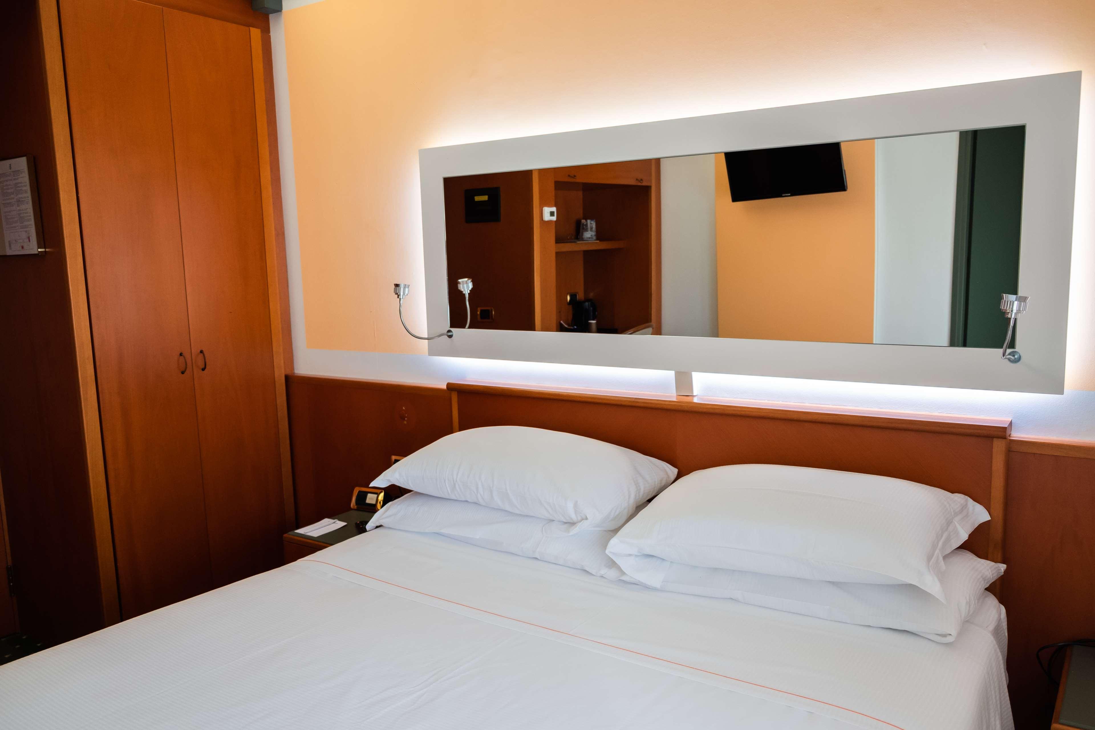 Jet Hotel, Sure Hotel Collection By Best Western Gallarate Zewnętrze zdjęcie