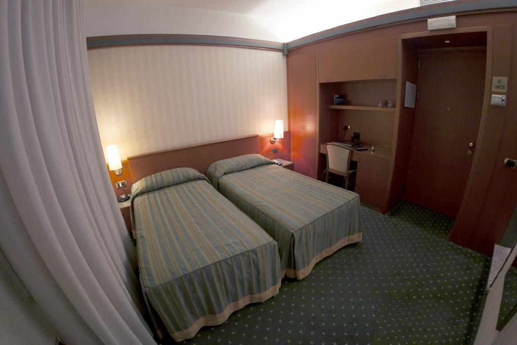 Jet Hotel, Sure Hotel Collection By Best Western Gallarate Zewnętrze zdjęcie